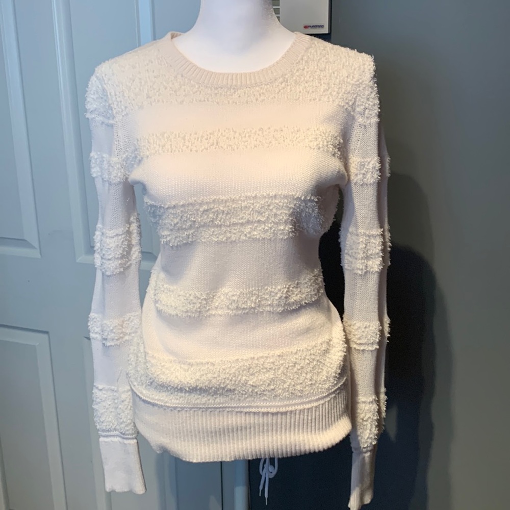 Stylish cream/white sweater from Loft